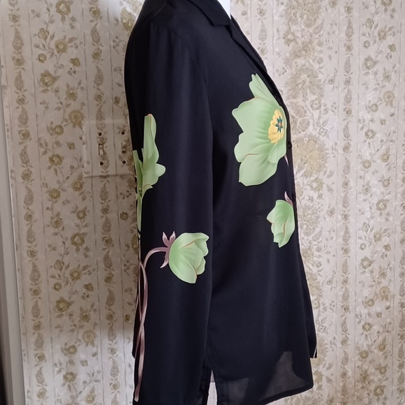 Sag Harbor Button-Front Blouse - Black w/Lime Green Flowers -- Size 12 - Picture 4 of 5